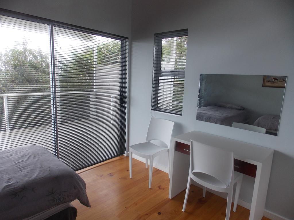 By The Sea Vacation Home Brenton-on-Sea Bagian luar foto